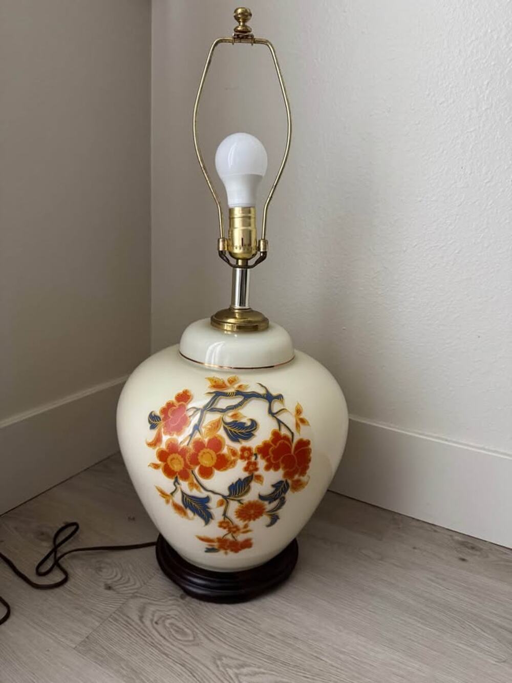 Vintage Ginger Jar Painted Large Ceramic Wood Table Living Room Lamp